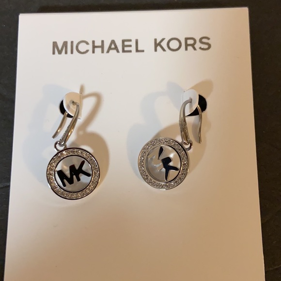 Michael Kors logo earrings - Picture 4 of 13